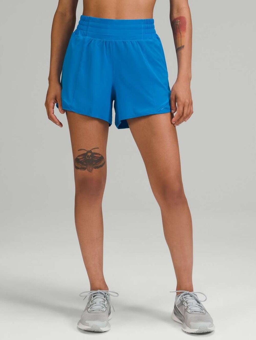 lululemon athletica Pool Blue Hotty Hot HR 4" Shorts Sz 14